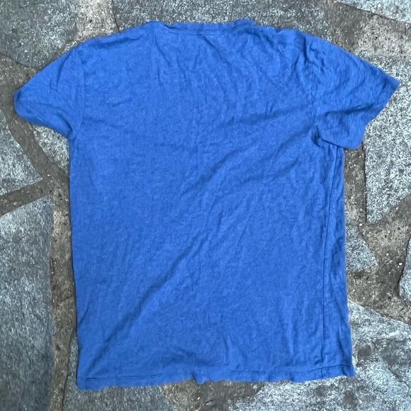 VINEYARD VINES EVERYDAY SHOULD FEEL THIS GOOD BLUE TEE SMALL - Picture 5 of 8